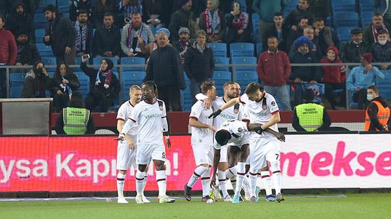 Trabzonspor maçına VAR damgası Volkan Demirel çılgına döndü