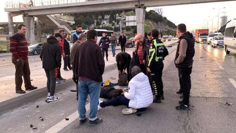 Kadıköy’de feci kaza Otomobil ikiye bölündü