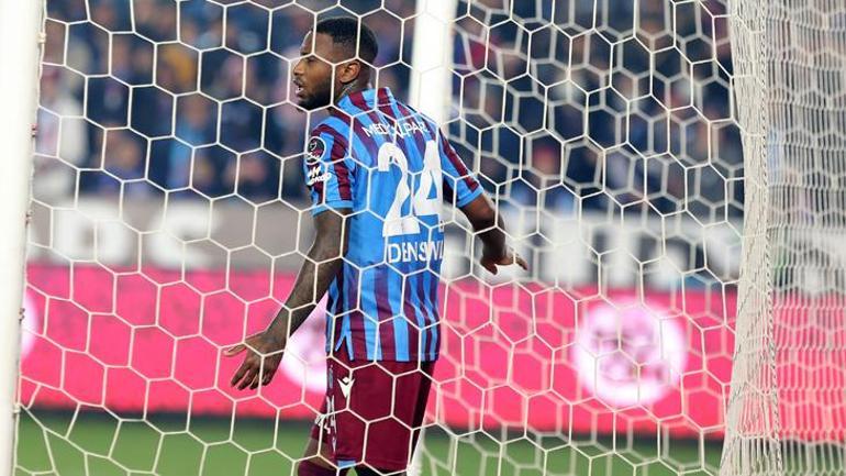 Trabzonspor-Fatih Karagümrük maçı sonrası açıkladı: Bariz gol şansı, kırmızı kart