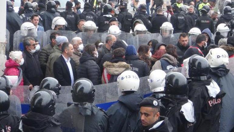 Taksimde açıklama yapmak isteyen 26 kişi gözaltına alındı