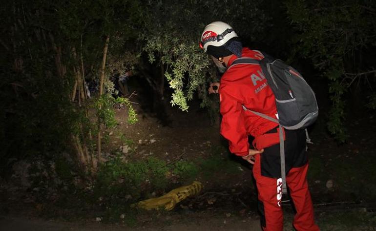 Mersinde kaybolan çocuğu bulmak için herkes seferber oldu