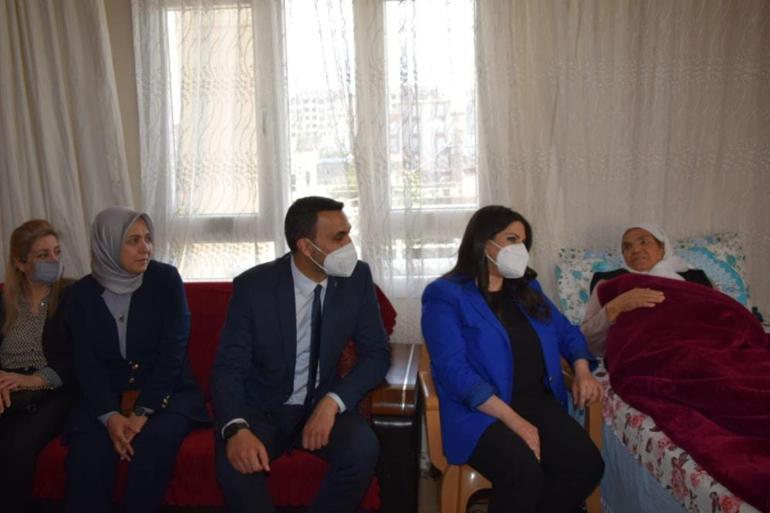 Cumhurbaşkanı Erdoğan, kanser hastası Halime Özdemir ile görüştü