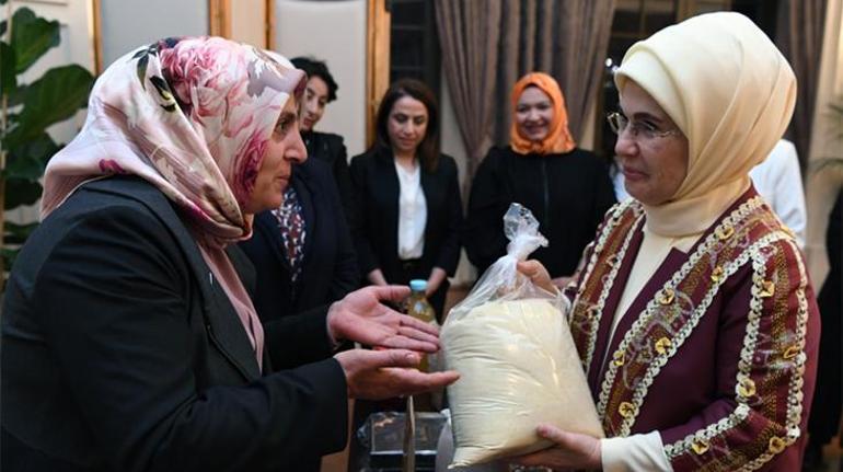 Emine Erdoğan kadın girişimcileri iftarda ağırladı: Varlığınız herkese cesaret veriyor