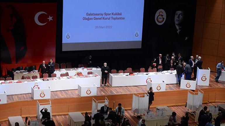 Son dakika: Galatasarayda flaş gelişme Burak Elmastan seçim açıklaması