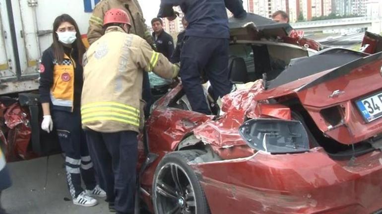 TIRa ok gibi saplandı Lüks otomobilde can pazarı