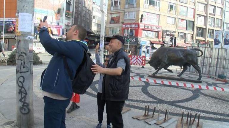 Boğa heykeli 15 gün süreyle bakıma alındı