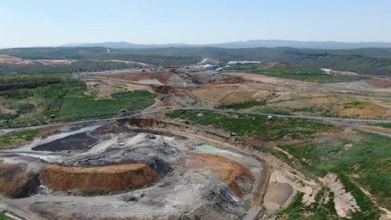 Toprağa dökülen müsilaj uzmanları ikiye böldü