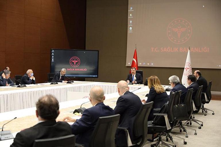 Son dakika Erdoğan duyurdu: Kapalı mekanda maske zorunluluğu kalktı