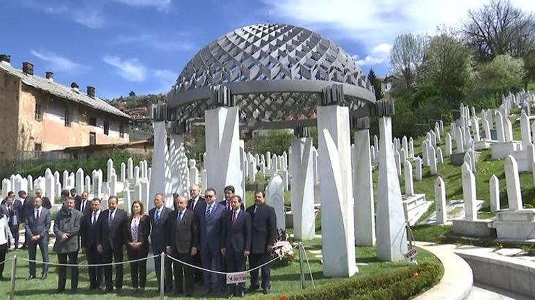 TBMM Başkanı Şentoptan Kovaçi Şehitliği’ne ziyaret