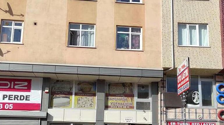 Velayet tartışmasında kendisini bıçaklayan eski eşini öldürdü
