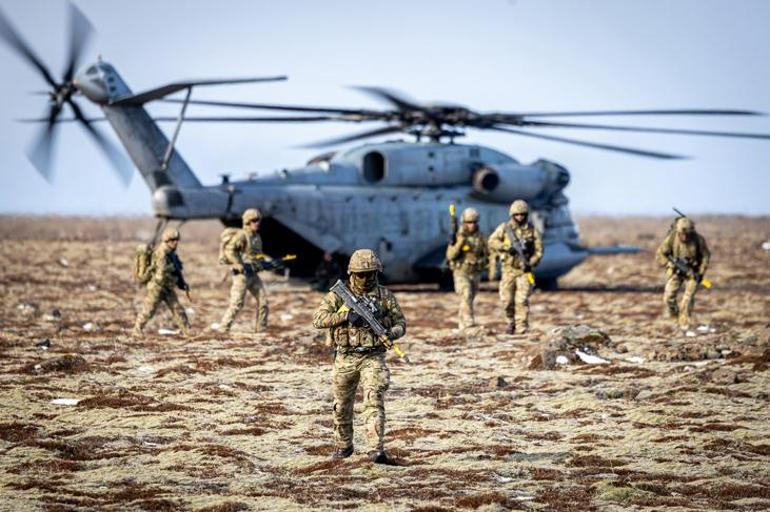 Son dakika... İngiltere-Rusya hattında şimşekler çaktı 8 bin asker yola çıkıyor