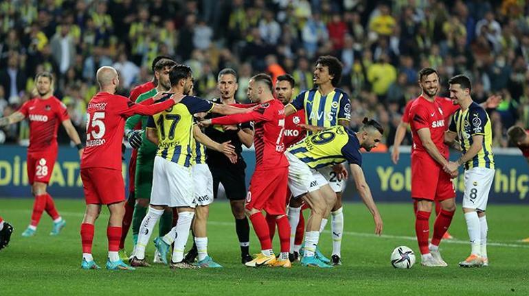 Son dakika haberi: Fenerbahçe maçında Bilicayı hatırlatan hareket Ortalık karıştı