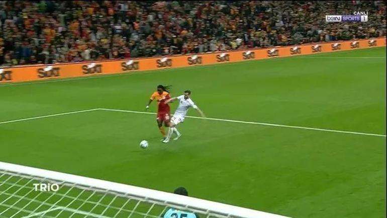 Galatasaray-Sivasspor maçında tartışma yaratan pozisyonu yorumladı: Penaltıyı vermeliydi