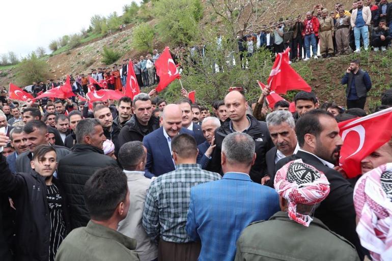 Bakan Soylu, Üzümkıran köyü sakinlerini Cumhurbaşkanı Erdoğanla telefonda görüştürdü