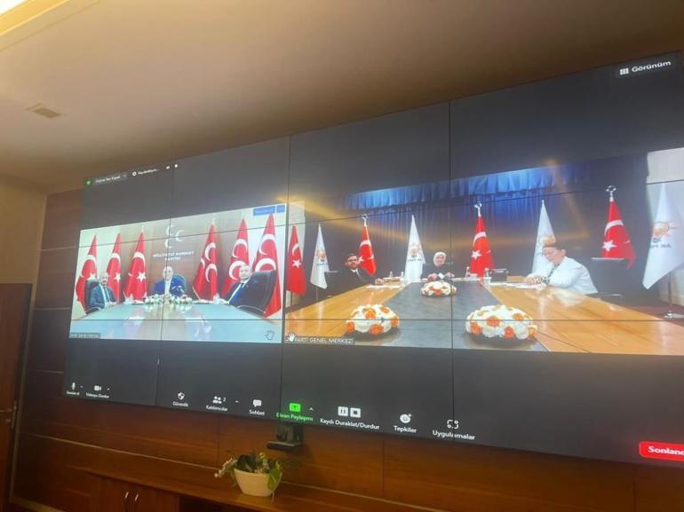 AK Partide bayramlaşma video konferansla yapıldı