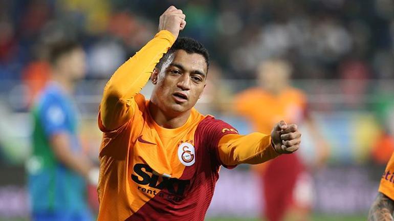 Son dakika haberi: Galatasaraya transfer piyangosu Yıldız ismi statta izlediler