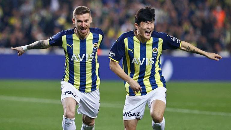 Beşiktaş-Fenerbahçe derbisi öncesi Aboubakar bombası Canlı yayında açıkladı