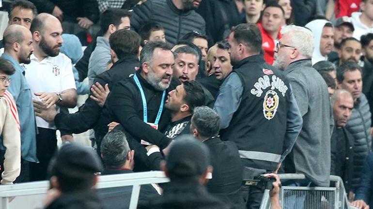 Son dakika: Derbi sonrası Fenerbahçe otobüsüne saldırı Maç biter bitmez saha karıştı