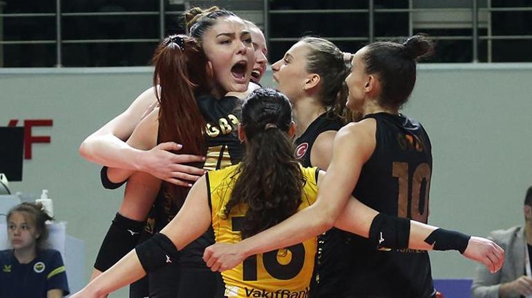 Vakıfbank-Fenerbahçe Opet şampiyonluk maçı bu akşam saat kaçta hangi kanalda şifresiz mi Dev final...