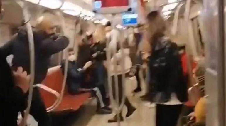 Metrodaki bıçaklı saldırganın tutukluluk hali devam etti