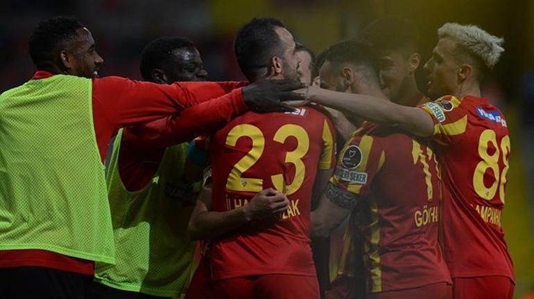 ÖZEL - Berna Gözbaşı açıkladı Kayserisporda transfer müjdesi, Hikmet Karamanla yeni sözleşme sinyali