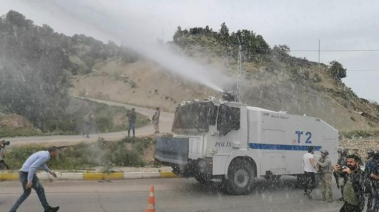 Tuncelide polise taş atan şüpheli tutuklandı, 7 HDP’li vekil hakkında suç duyurusu