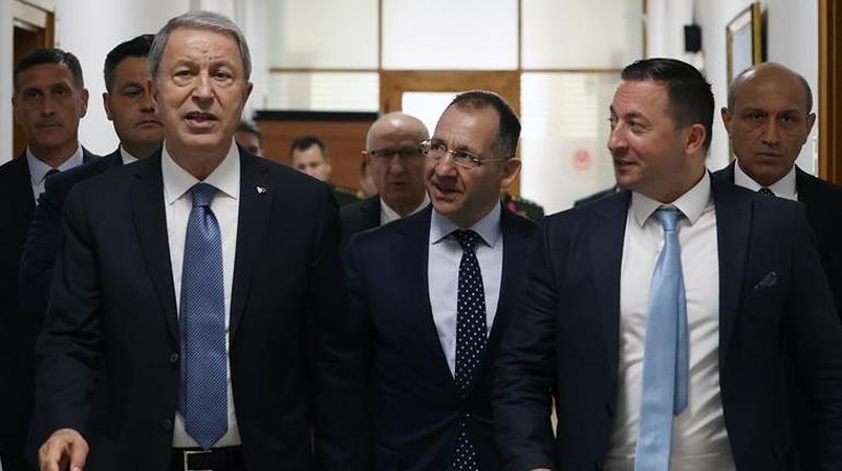 Bakan Akar, Kosovalı mevkidaşıyla görüştü