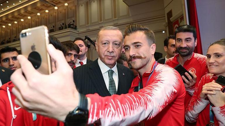 Son dakika: Erdoğandan 19 Mayıs Gençlik Buluşmasında net mesaj: Gençleri kucaklayan anlayışla tuzakları bozduk
