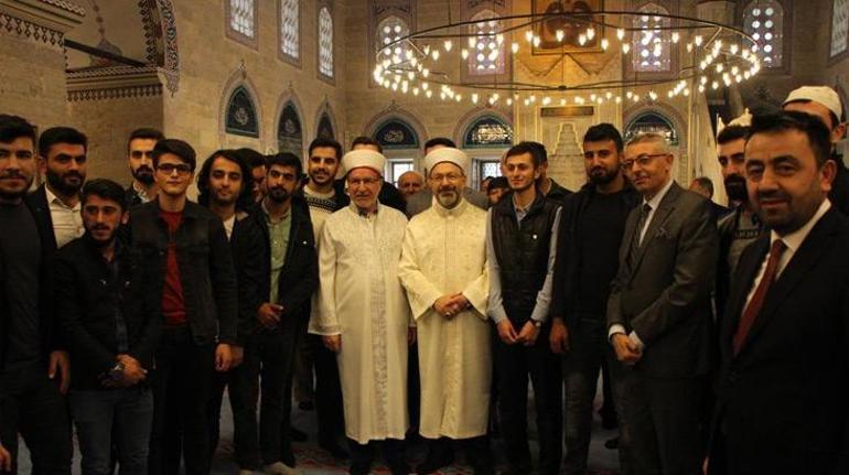 Ali Erbaş’tan ‘aile’ uyarısı: “Ailemizden gittikçe uzaklaşıyoruz”