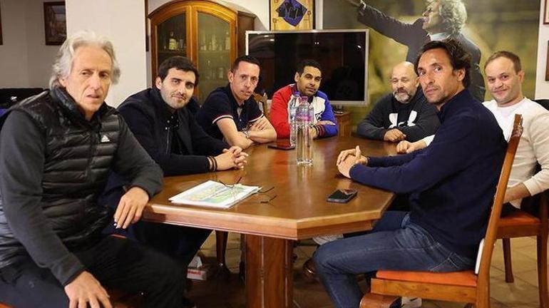 Fenerbahçede Jorge Jesusta geri sayım Şampiyonlar Ligi şartı