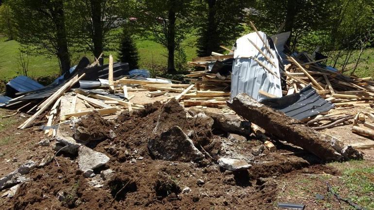 Trabzon’da yaylalarda kaçak yapılar yıkıldı