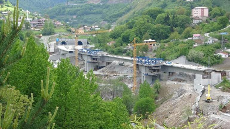 Zigana Tüneli inşaatının tamamlanması için çalışmalar sürüyor Avrupanın ve Türkiyenin en uzun çift tüplü karayolu tüneli olacak