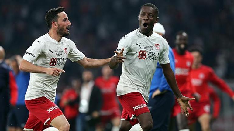 Son dakika: Türkiye Kupasında şampiyon Sivasspor oldu Tarihte bir ilk gerçekleşti, muhteşem geri dönüş