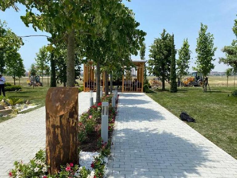 İlk fidanlar toprakla buluşuyor Atatürk Havalimanına Millet Bahçesi heyecanı