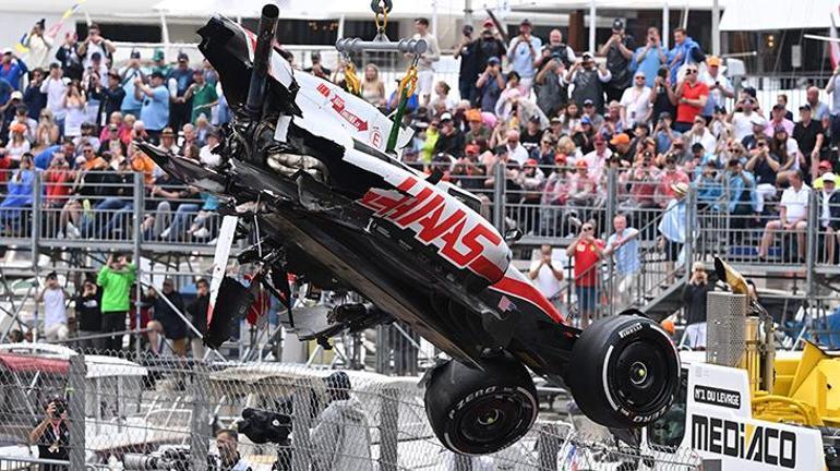 Son dakika: Formula 1de korkutan anlar Mick Schumacher yürekleri ağza getirdi