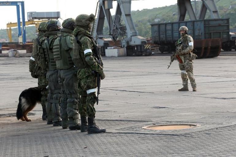 SON DAKİKA HABERİ: Putinin en iyi komutanı öldürüldü Rus ordusu kaynıyor