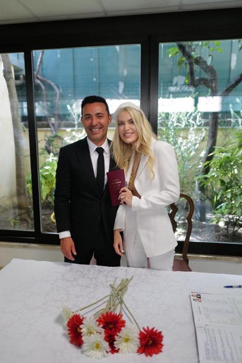 Mustafa Sandal ve Melis Sütşurup evlendi Düğünde dikkat çeken detay