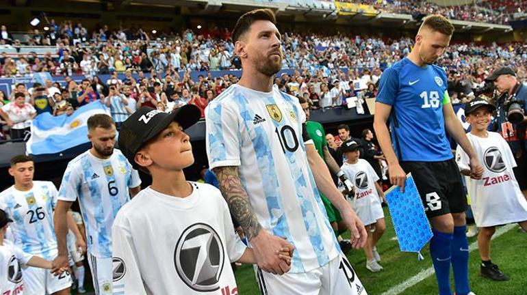 Son dakika: Ne yaptın Messi Adını tarihe yazdırdı, 80 yıl sonra ilki başardı
