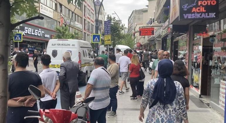 Hareketli dakikalar Kağıthanede şüpheli çantanın içinden el bombası çıktı