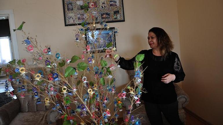 Fedakâr anne, 2 bin emzikle yaptığı ağaç ile Guinness Rekorlar Kitabına girmeye hazırlanıyor