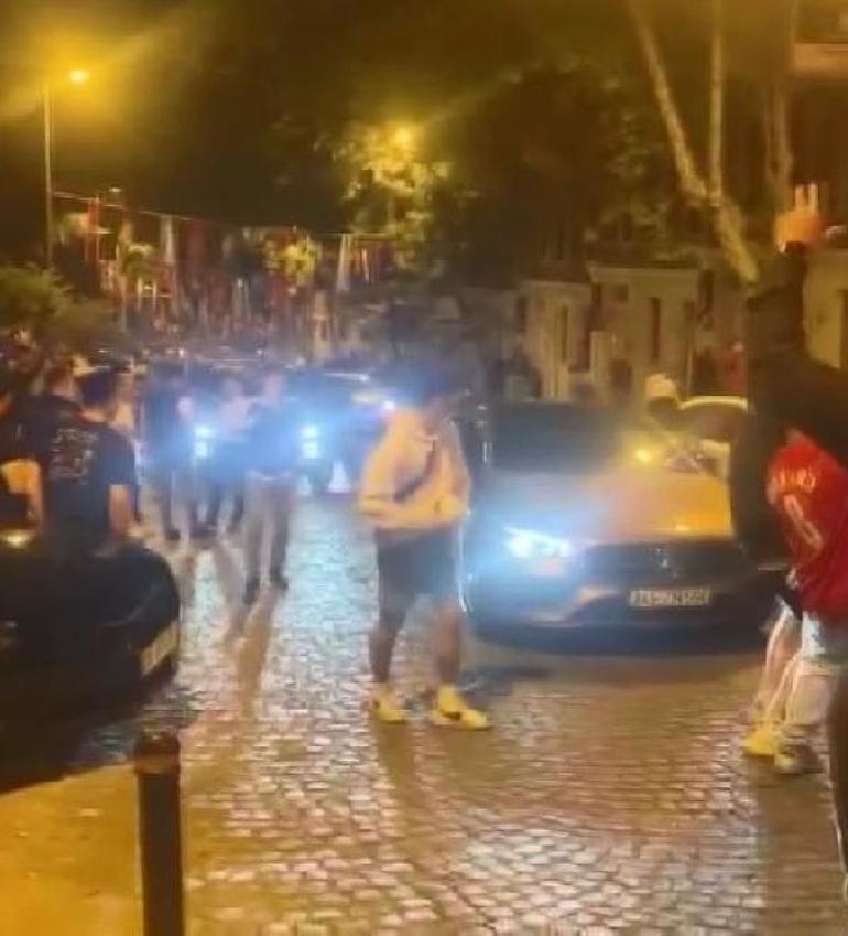 Çekici üzerinde asker eğlencesi eğlence pes dedirtti