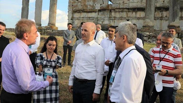 YÖK Başkanı Özvar ve rektörler, Aizanoi Antik Kenti ziyaret etti