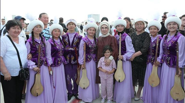 Emine Erdoğan’dan Etnospor Kültür  Festivali’ne ziyaret