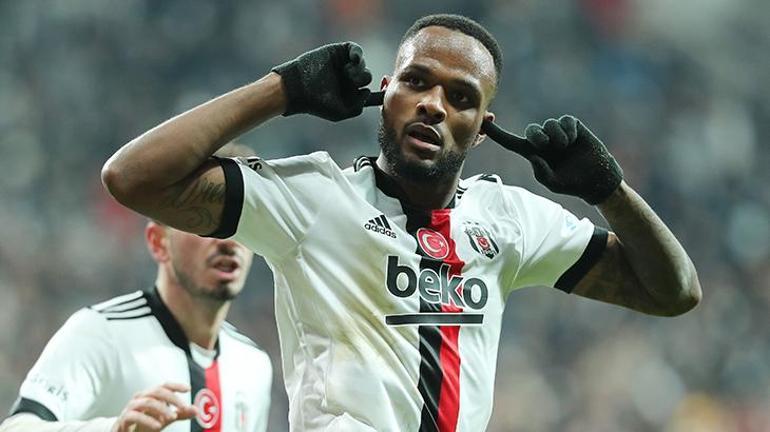 Sürpriz Larin iddiası Beşiktaştan ayrıldı ezeli rakibe imza atıyor