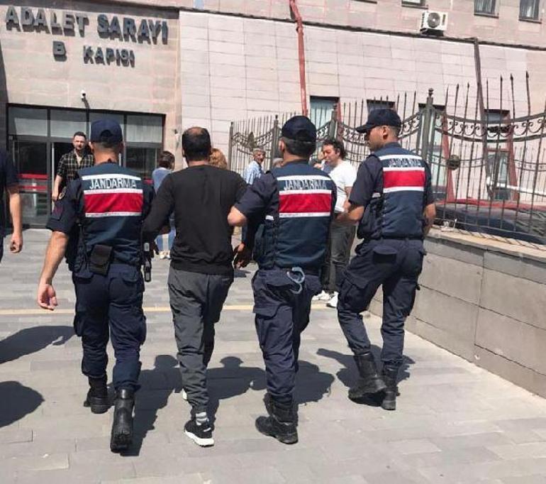 Kablo hırsızını kurt kafası dövmesi yakalattı