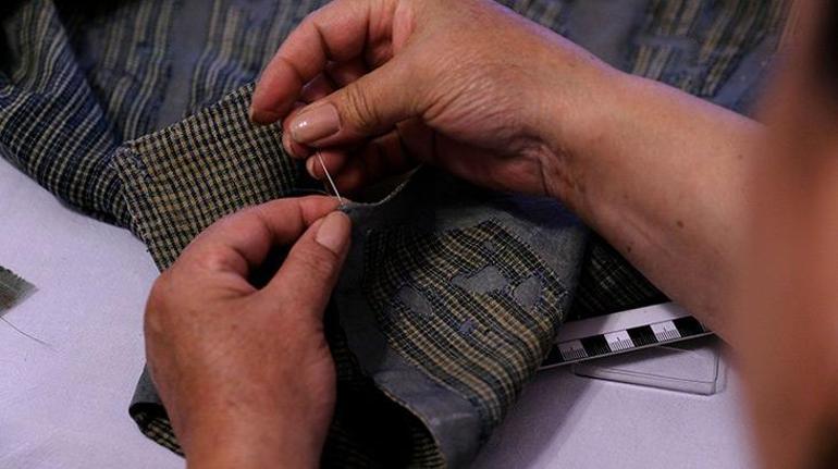 Mevlananın restore edilen kıyafetleri, boyu ve kilosunu ortaya çıkardı