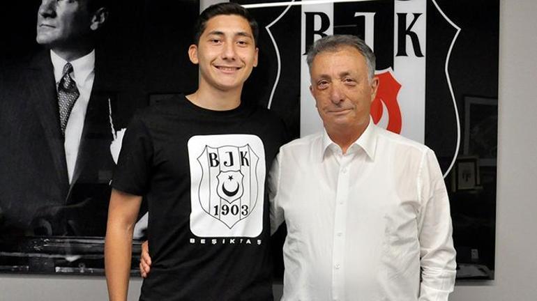 Gedsonun ardından Benficadan bir transfer daha Beşiktaş, İstanbula davet etti