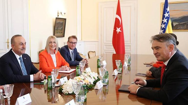 Bakan Çavuşoğlu: Bosna Hersek’i destelemeye devam edeceğiz