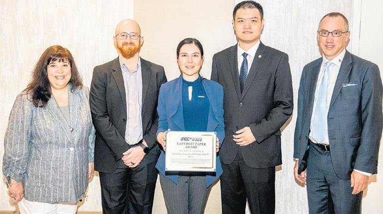 Türk bilim kadınına en iyi makale ödülü