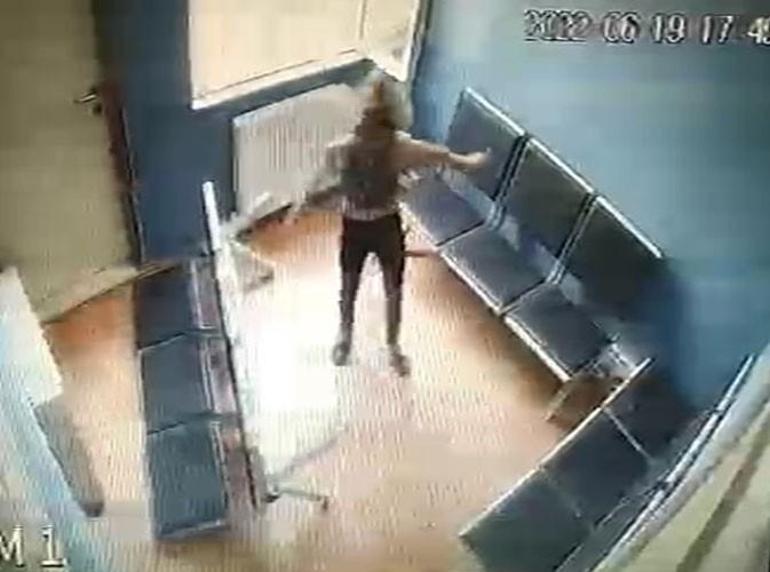 Araç üstünde dans Esnafa saldırdı, karakolu birbirine kattı